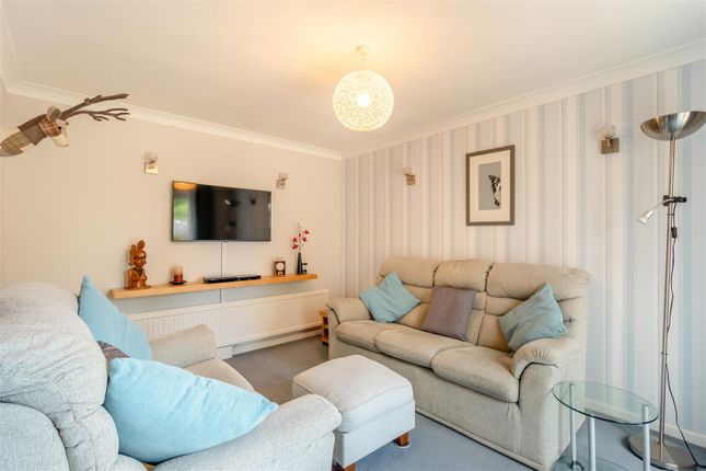 14, Haste Hill Close, Maidstone photo 3