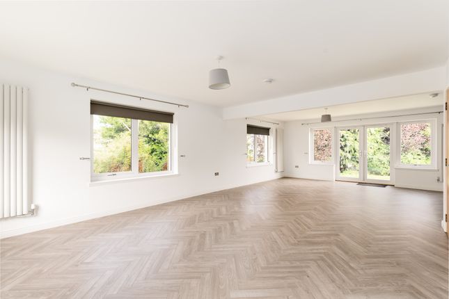 26, Hawthorn Gardens, Loanhead photo 4