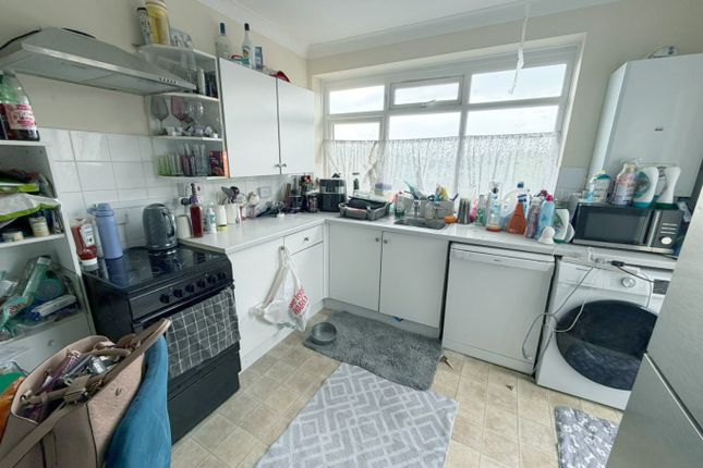 94A High Street, Canvey Island, Essex photo 3