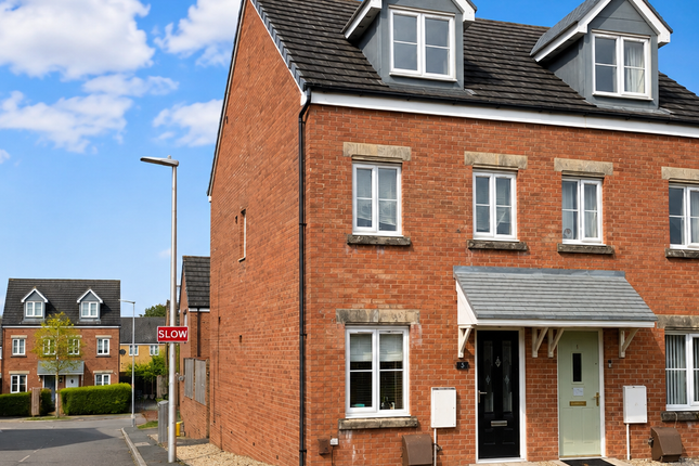 3-bed semi-detached on 3, Heol Y Creyr Bach, Swansea, £215,000