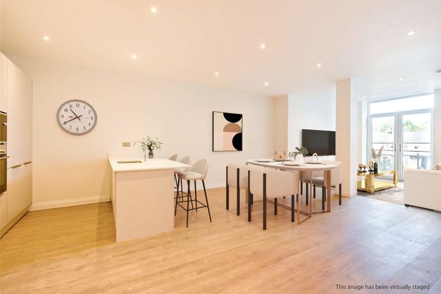 Thumbnail Flat for sale in Crosby House, Furlong Road, Bourne End