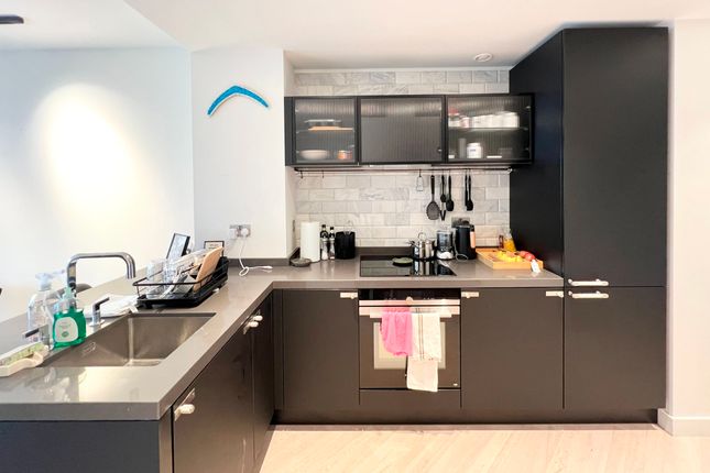 Apartment N1101, London photo 3