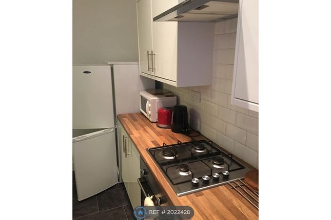 Flat to rent in Harland Cottages, Glasgow