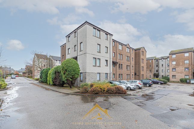 1-bed flat on 143, Headland Court. Aberdeen, Aberdeen, £55,000