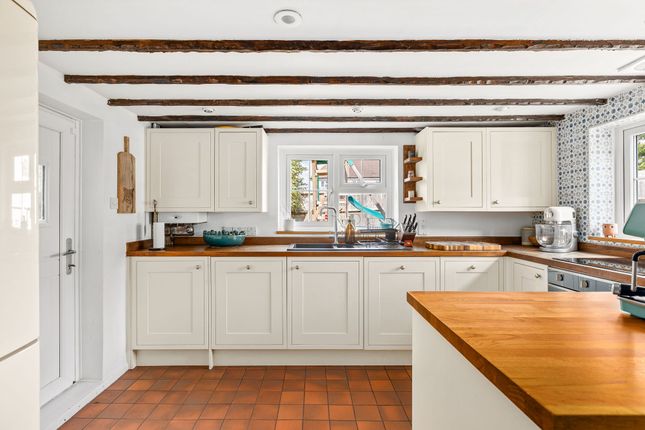 8 Bury Road, Hitchin photo 3