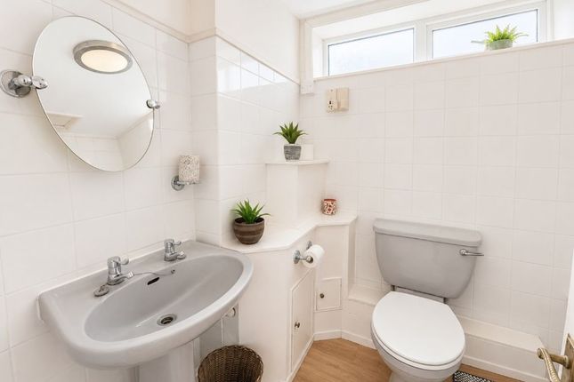 Room 3, 36, Avenue Road, Gosport photo 4