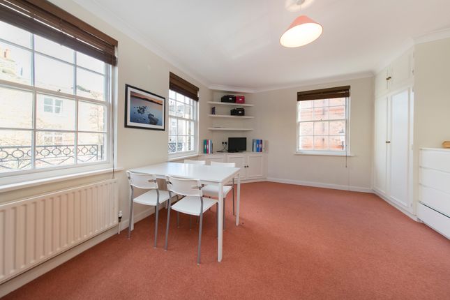 Thumbnail Studio to rent in Park Walk, London