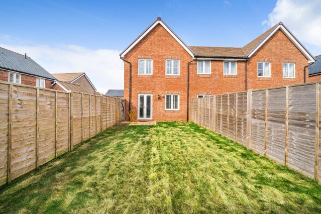 End terrace house for sale in Alfrey Close, Southbourne