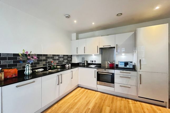 Flat 18, Marsworth House,, Hatton Road, Wembley photo 3