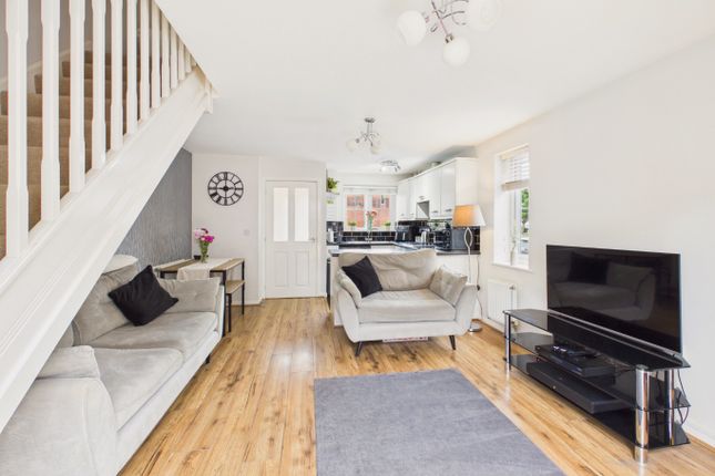 1 Ladybower Way, Kingswood, East Riding Of Yorkshire photo 3