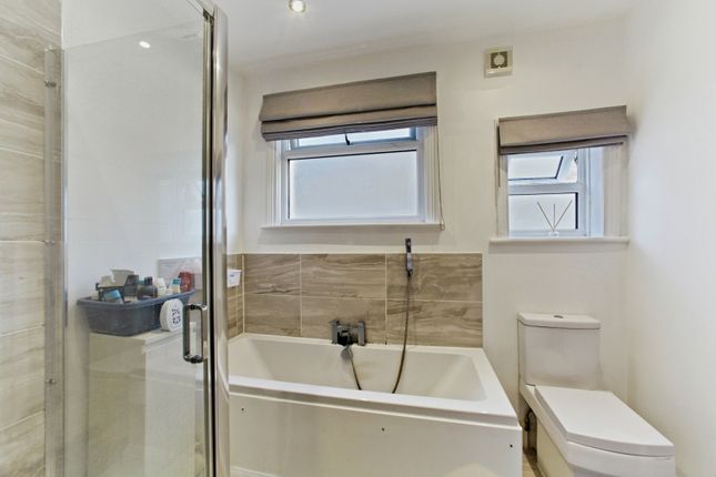 11, Morland Avenue, Croydon photo 4