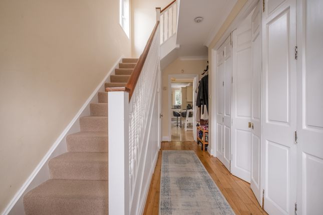 12-Staveley-Road-...