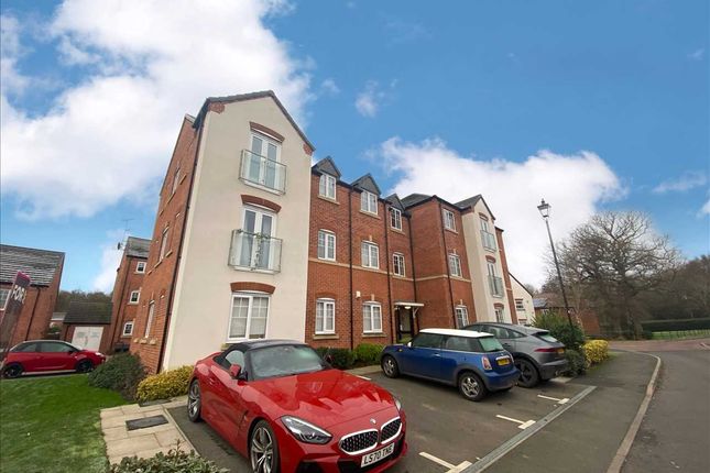 Thumbnail Flat to rent in New Meadow Close, Dickens Heath, Solihull