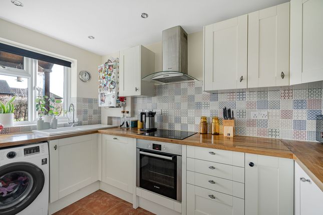 11, Beaufort Close, Didcot photo 2