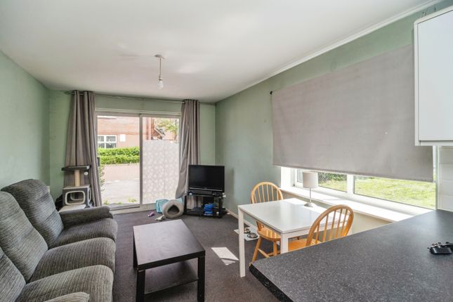 Thumbnail Flat for sale in Dudley Close, Chafford Hundred, Essex