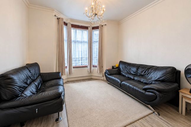 41, Henderson Road, London photo 3