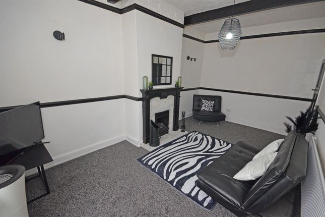 Terraced house for sale in Stockport Road, Mossley, Ashton Under Lyne