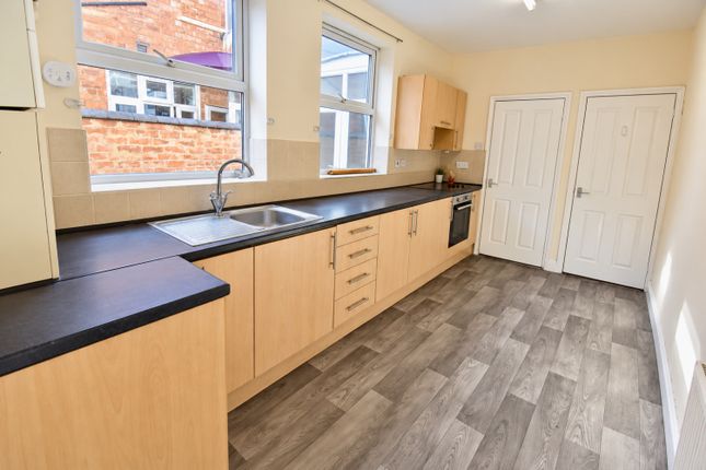 Flat 1, 38 Ivy Road, Northampton photo 4