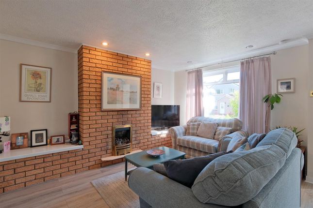 14, Dungavel Gardens, Hamilton photo 2