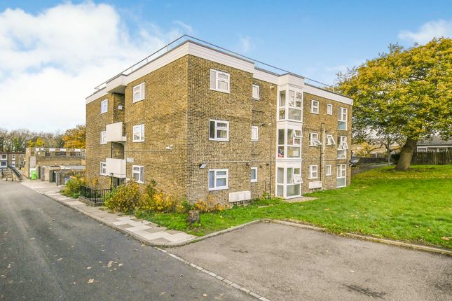 Thumbnail Flat for sale in Lonsdale Court, Stevenage, Hertfordshire