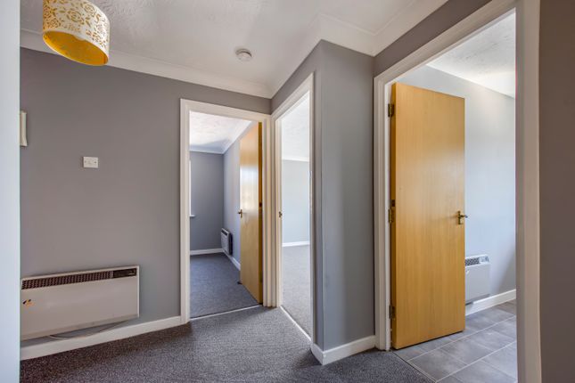 38 Soverign Court, Totteridge Avenue, High Wycombe photo 3