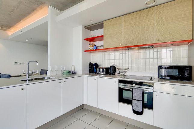 Apartment 2304, 3,, Tidal Basin Road, London photo 3