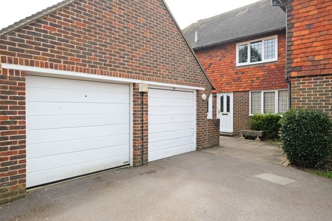 9, Tithe Barn Court, Aldwick Bay Estate, West Sussex photo 2