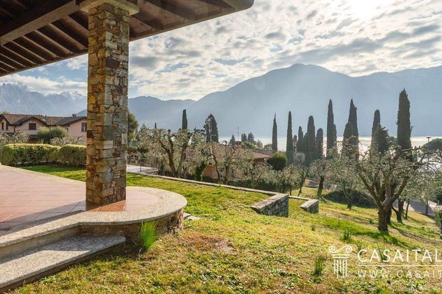 Villa for sale in Tremezzo, Lombardia, Italy