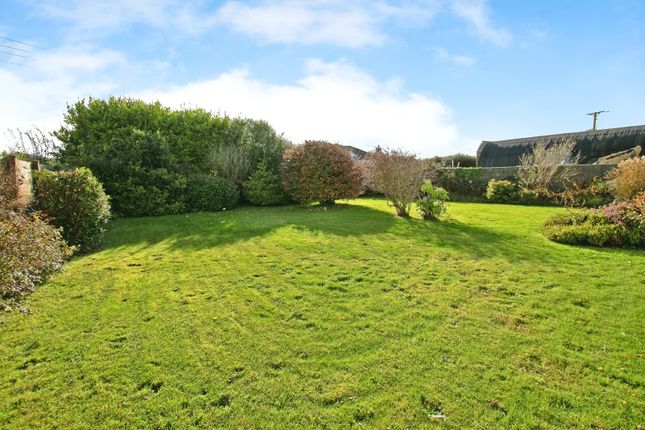 7, Broad Lane, Redruth photo 4