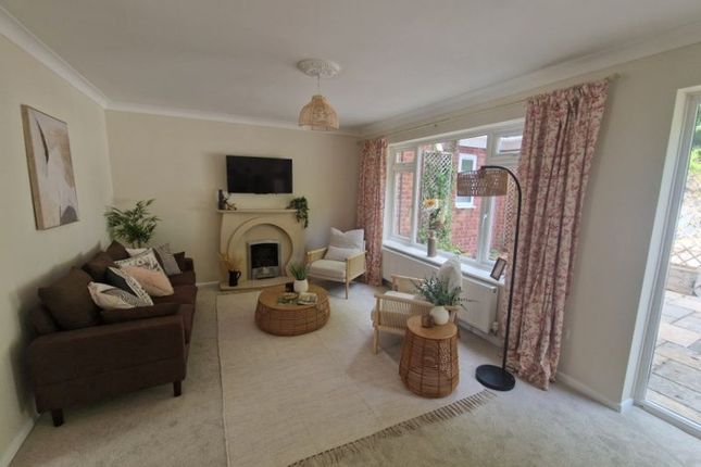 20, Valley Way, Exmouth photo 2