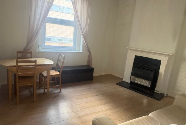 Commercial Road, Aldgate, E1 1LB, London photo 3