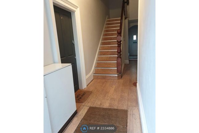 Flat   Garmoyle Road, Liverpool photo 2