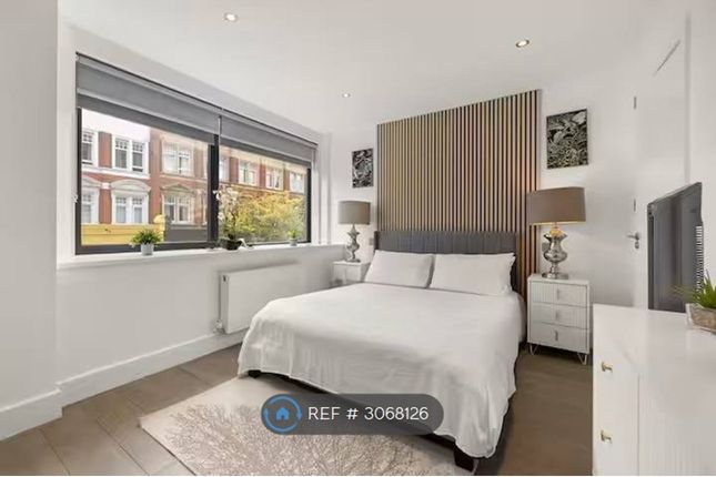 Flat, A Arthur Road, London photo 5