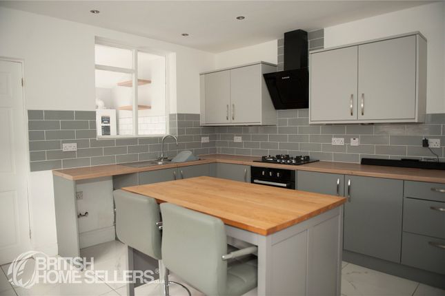 61, Leeds Road, Leeds photo 2