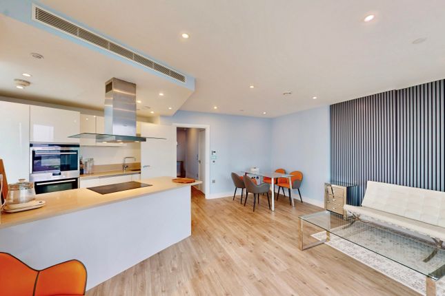 54 Ontario Point, 28, Surrey Quays Road, London photo 5