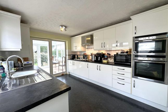 Detached bungalow for sale in High Street, Swinderby, Lincoln