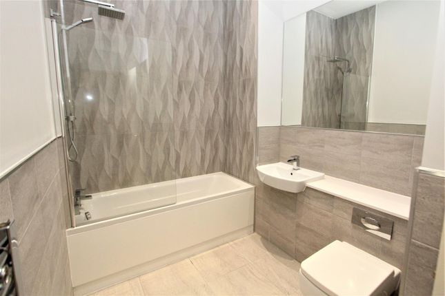 Tate House 44 5-7 New York Road, Leeds photo 4