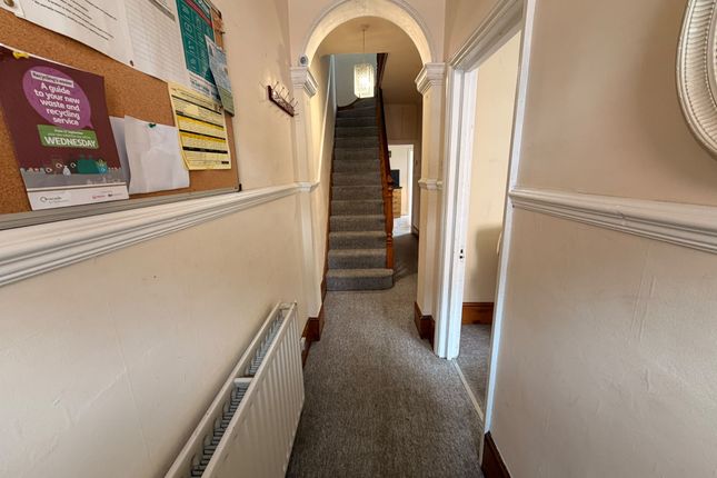 Room 3, 49, Beaconsfield Terrace, NORTHAMPTON photo 2