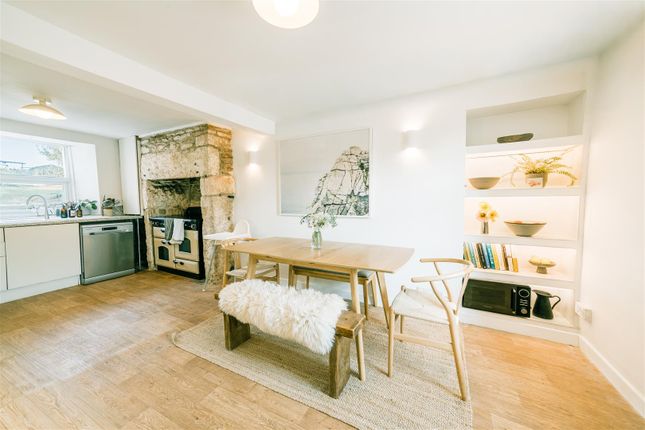 Calebna, 7, Vicarage Row, Breage photo 4