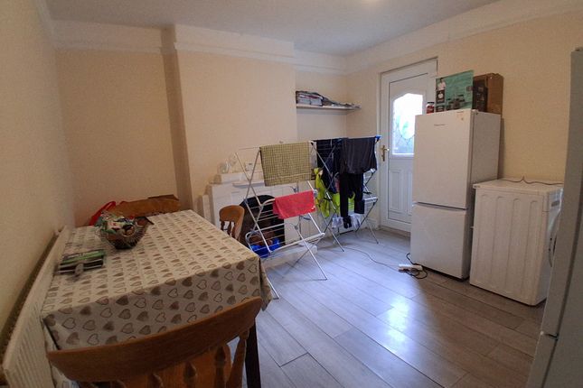 Room 1, 88 Elizabeth Terrace, Wisbech photo 5