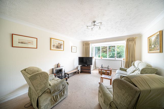 2 Manor Bridge Court, Tidworth photo 2