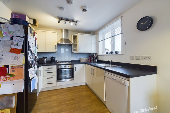 Flat for sale in Nicholas Charles Crescent, Aylesbury