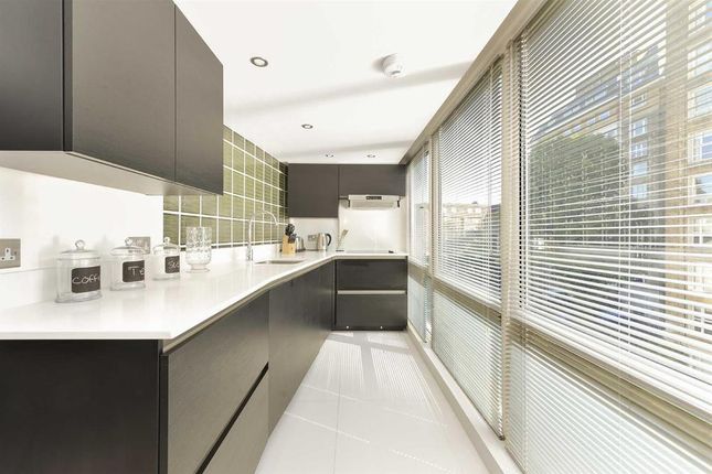 Southwick Street, London photo 3