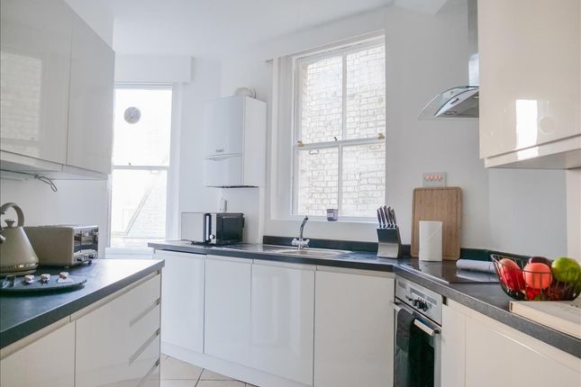 Flat for sale in Clarence Gate Gardens, Glentworth Street, London, Westminster