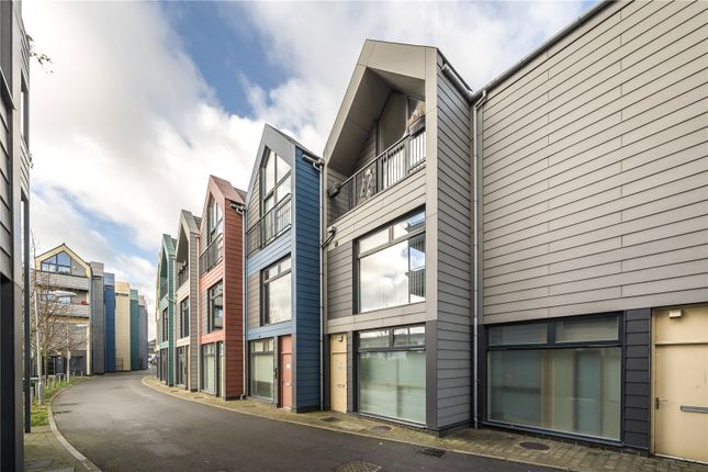 Thumbnail Flat for sale in Dragonfly Place, Brockley
