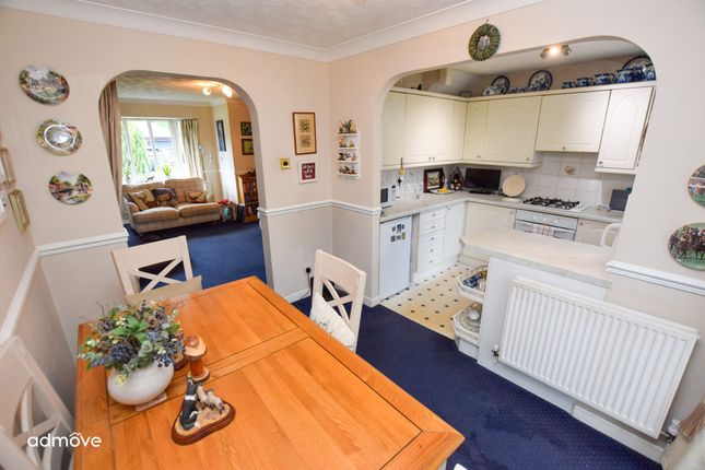 15 Mottram Close, Warrington photo 4