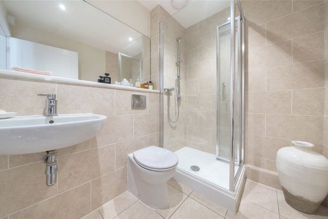 Flat for sale in Latimer Walk, Romsey, Hampshire