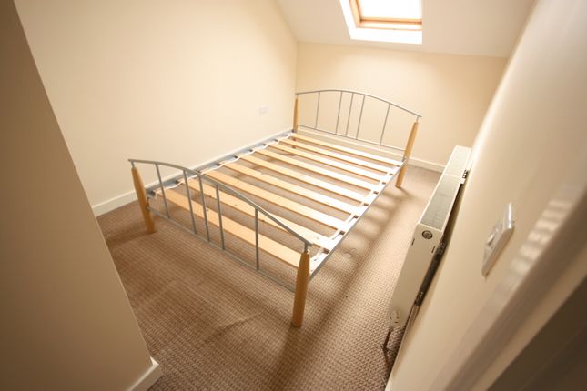 Flat to rent in Woodlands Park, Great North Road, Leeds, West Yorkshire