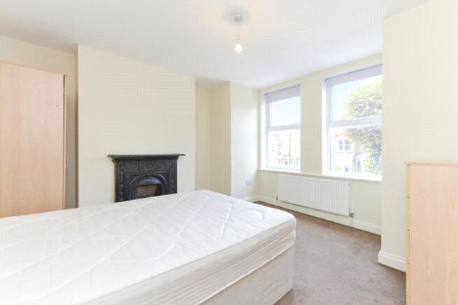 27, Little Ealing Lane, Ealing photo 3