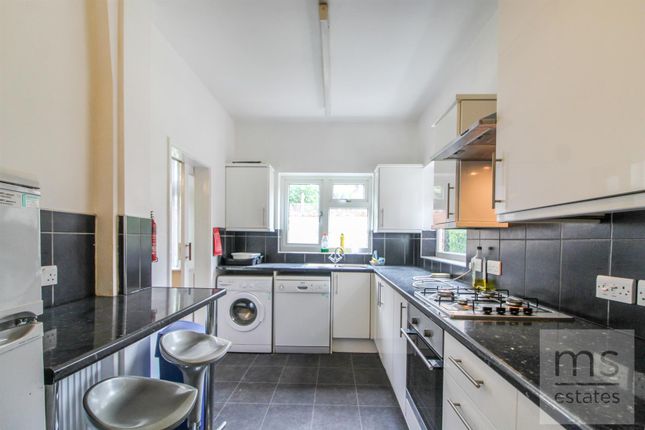Harrington Drive, Nottingham photo 3